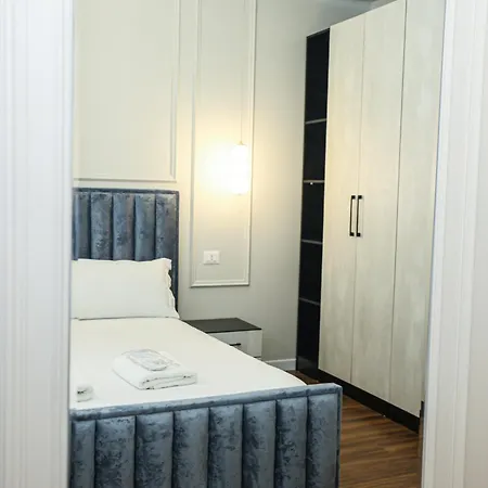 Miku Apartment-cozy 1bd At Komuna E Parisit Tirana