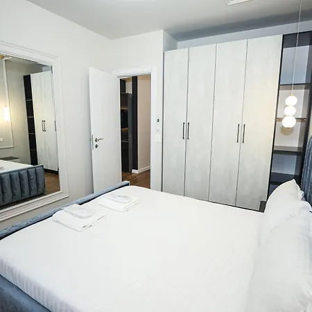 Miku Apartment-cozy 1bd At Komuna E Parisit